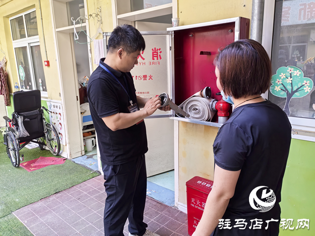 駐馬店經(jīng)濟開發(fā)區(qū)金河辦事處開展對轄區(qū)重點場所消防安全大檢查