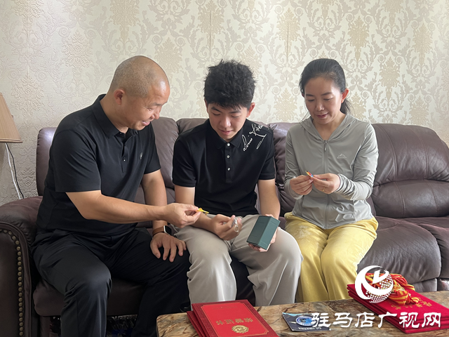 駐馬店學子胡恩祈圓飛行夢 攜夢翱翔報家國