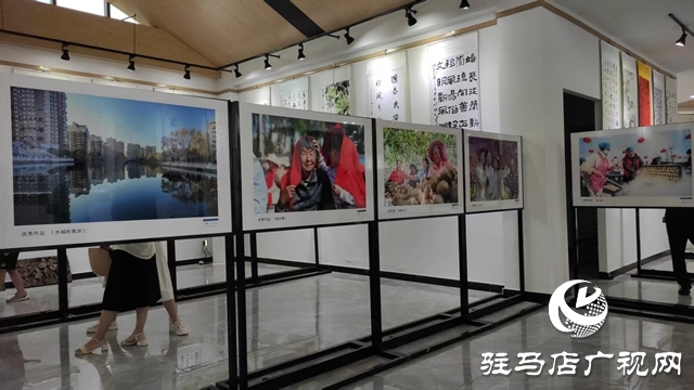  西平縣舉行2025年棠河杯“移風(fēng)易俗·文明西平”攝影書法展