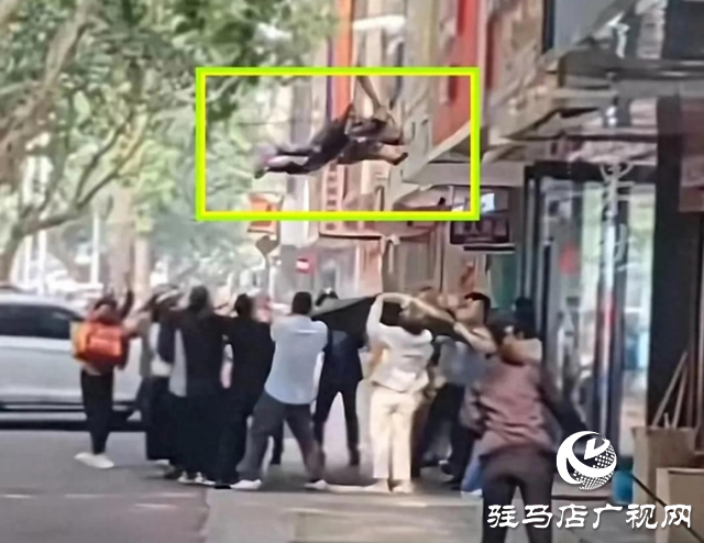 【文明風(fēng)采天中行】一張防滑草墊托起百歲生命