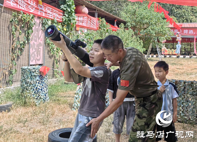 駐馬店新青年公益協(xié)會開展主題活動 為少年兒童播撒愛國種子