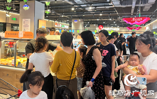 “晚8點(diǎn)經(jīng)濟(jì)”升溫:錯(cuò)峰購(gòu)實(shí)惠 消費(fèi)更理性