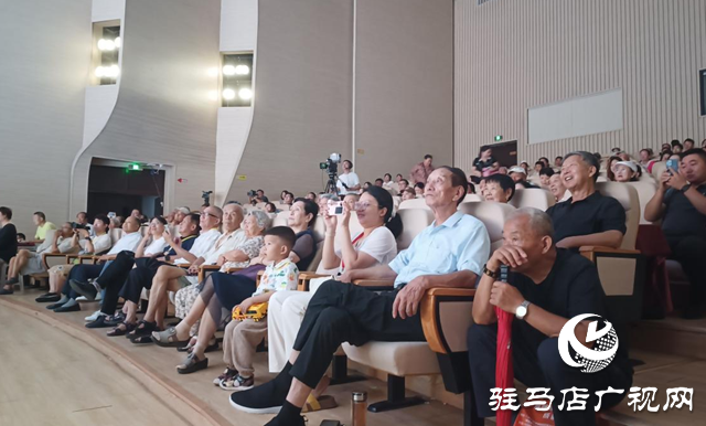 京劇《鳳還巢》亮相第十一屆黃河戲劇節(jié)