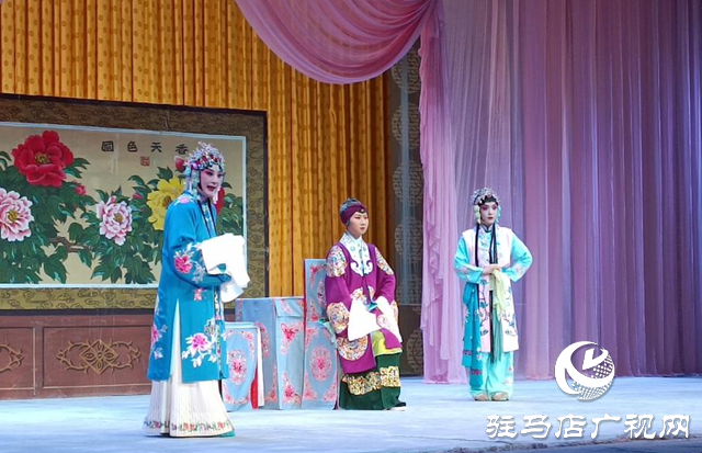 京劇《鳳還巢》亮相第十一屆黃河戲劇節(jié)