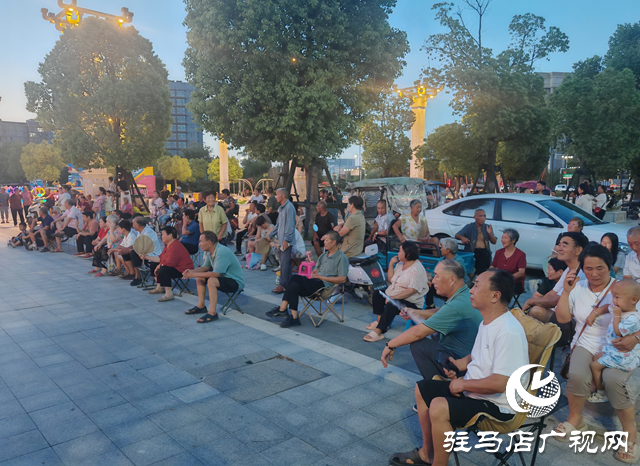 第十一屆黃河戲劇節(jié)確山縣百姓大舞臺開演