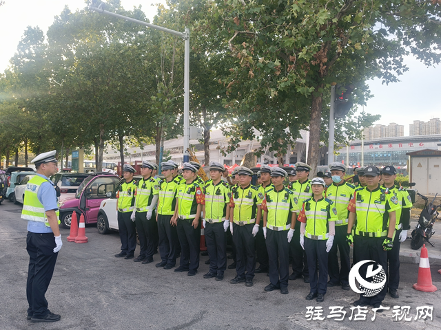 交警護(hù)航“黃河有戲 天中Hi集” 全力保障市民出行順暢