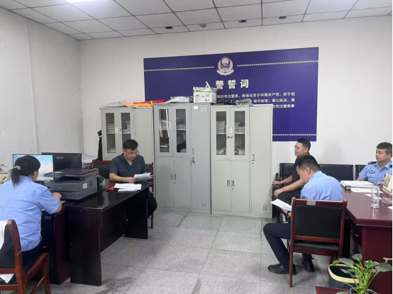 正陽(yáng)法院速執(zhí)團(tuán)隊(duì)的早7晚7:十二個(gè)小時(shí)的“快”與“實(shí)”