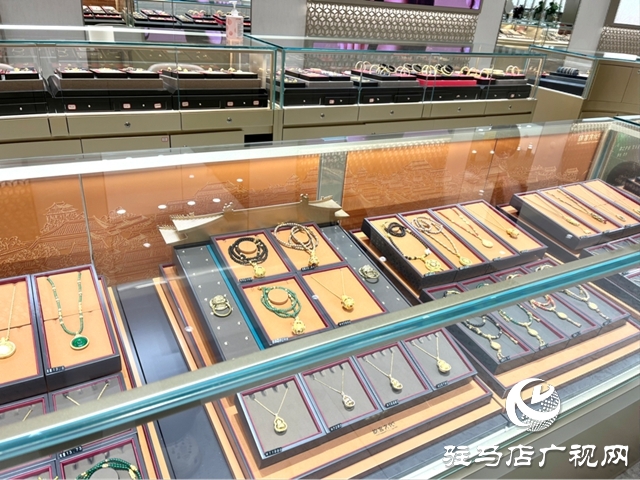 七夕將至“浪漫經(jīng)濟”升溫 黃金鮮花熱銷折射消費新意