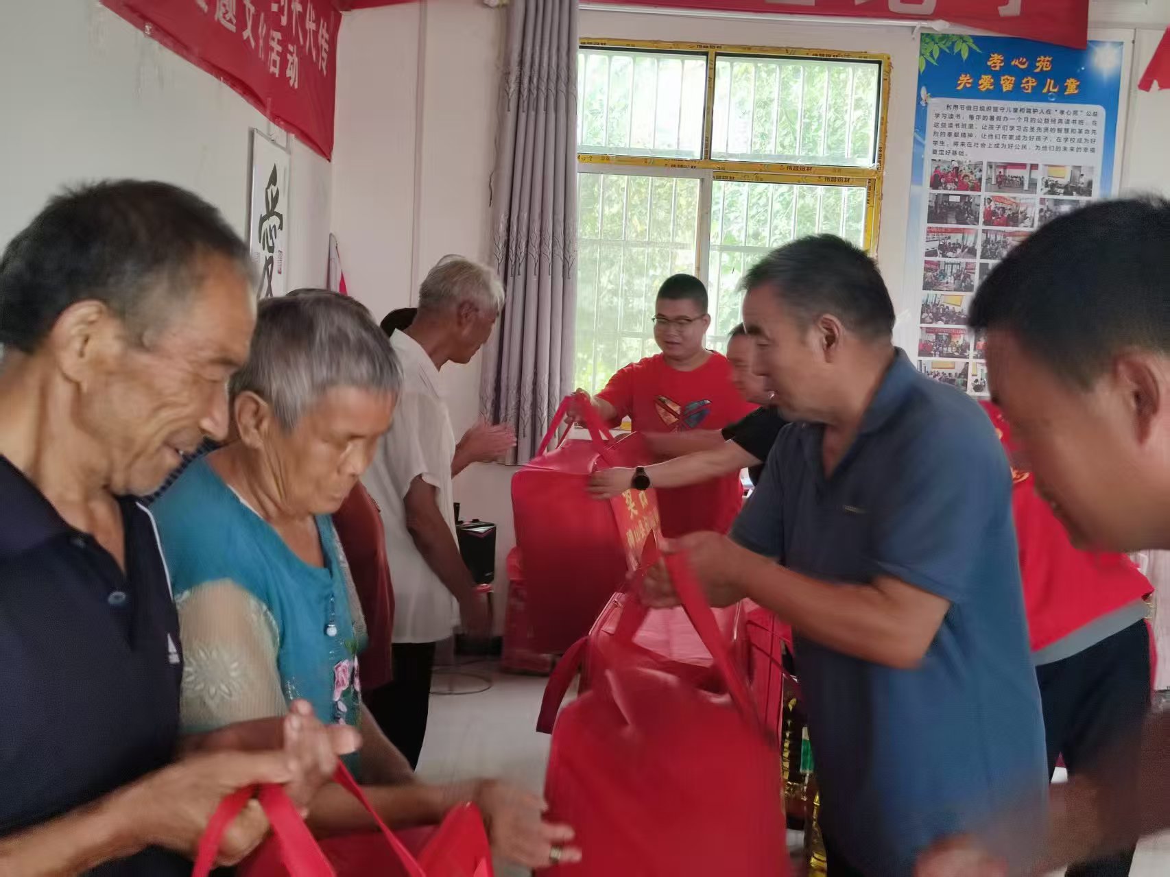 確山縣孝心苑舉辦七夕主題活動(dòng)：夫妻恩愛(ài)傳佳話　勤儉節(jié)約樹(shù)新風(fēng)
