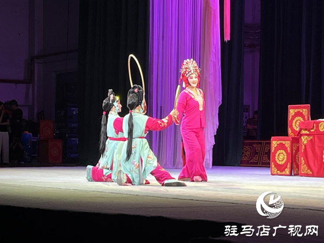 豫劇《抬花轎》亮相黃河戲劇節(jié)