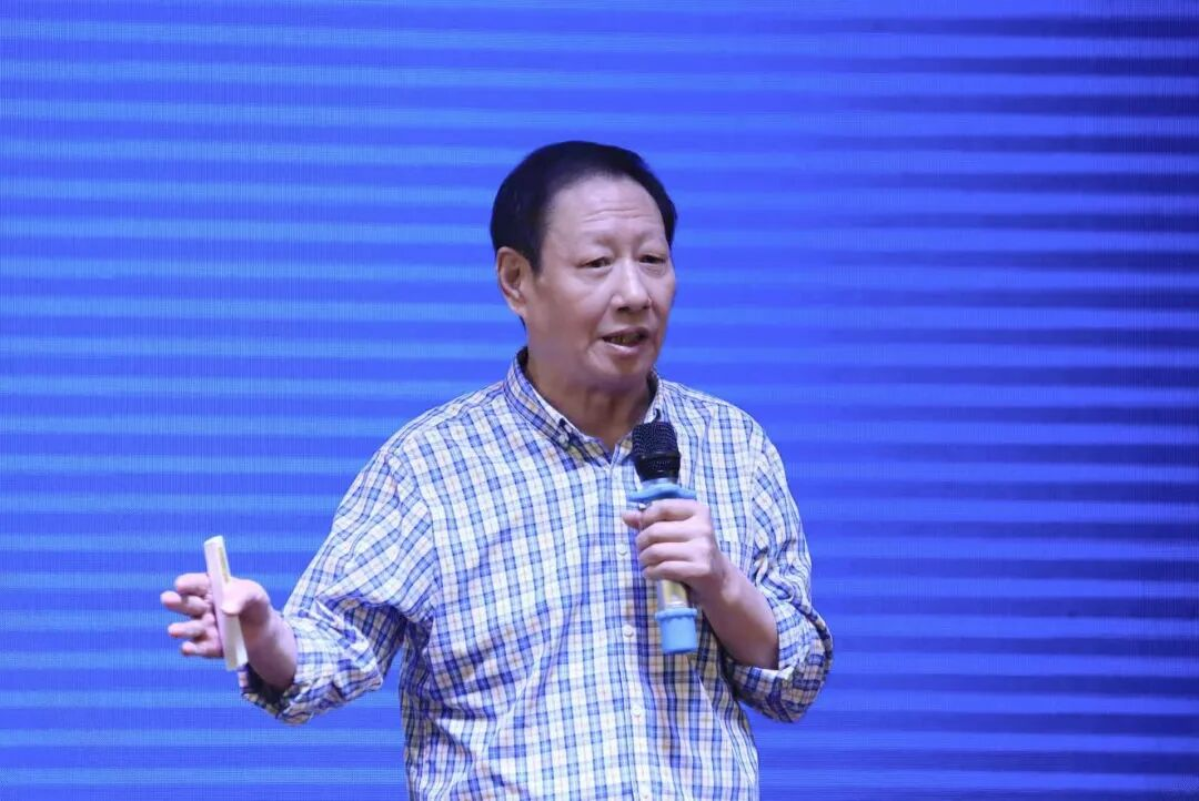 守護師者心靈 助力教育前行——駐馬店第二實驗小學舉行教師心理健康專題講座