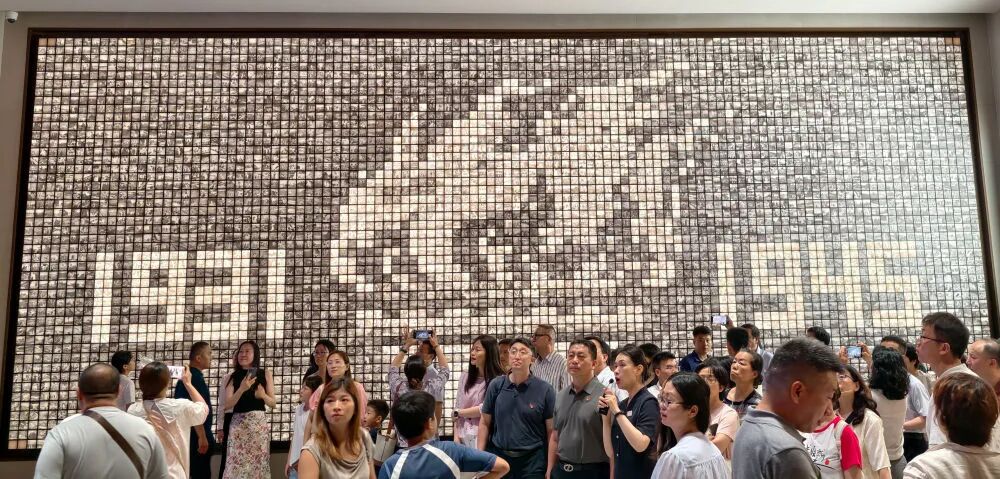 　　在民族復(fù)興征程上奪取新的偉大勝利——紀(jì)念中國(guó)人民抗日戰(zhàn)爭(zhēng)暨世界反法西斯戰(zhàn)爭(zhēng)勝利80周年