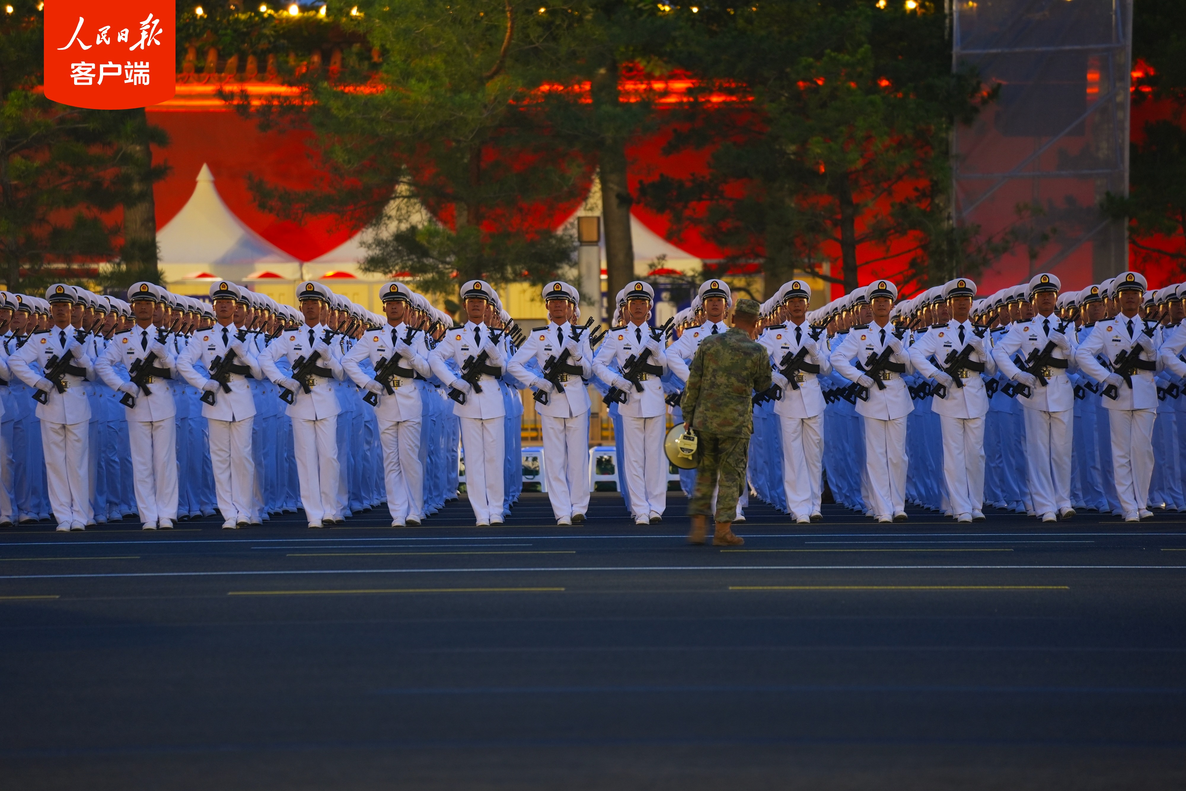 第一批復(fù)制粘貼照來了！閱兵前最新訓(xùn)練現(xiàn)場