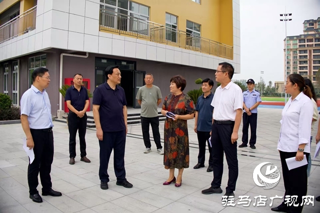  西平縣委書記侯公濤率領縣四大班子相關領導及部門主要負責人實地調研重點民生項目