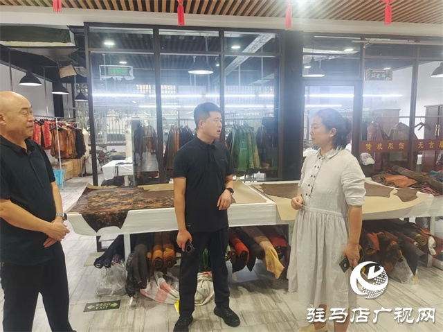  駐馬店經(jīng)濟開發(fā)區(qū)開源辦事處深入轄區(qū)產(chǎn)業(yè)園及農(nóng)貿(mào)市場開展消防安全隱患檢查