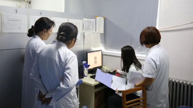 河南省免費(fèi)“兩篩”民生實(shí)事質(zhì)控專家組蒞臨駐馬店市第一人民醫(yī)院指導(dǎo)工作