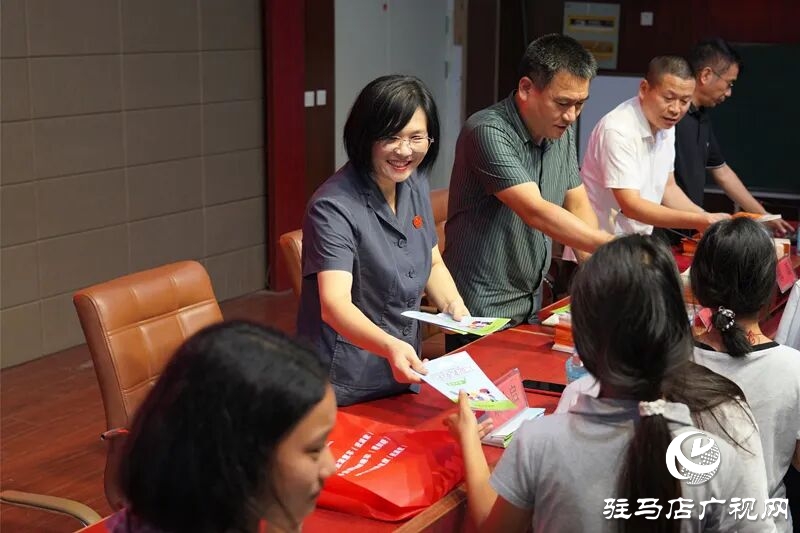 平輿縣人民法院：當(dāng)“哪吒”遇上開學(xué)第一課，含“法”量100%！