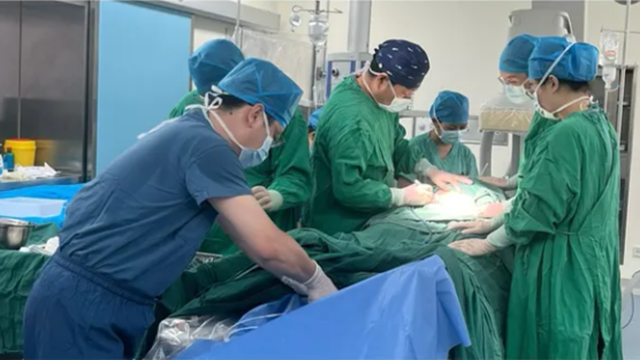  駐馬店市中醫(yī)院：生命禁區(qū)的精準(zhǔn)拆彈，守住母親的搖籃！