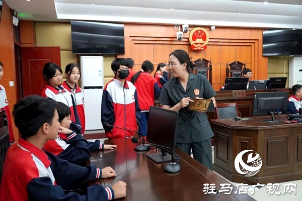 平輿縣人民法院:解鎖“開學(xué)第一課”新上“法”