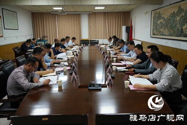 省政府重大行政決策調(diào)研評(píng)估組到泌陽(yáng)縣開(kāi)展調(diào)研