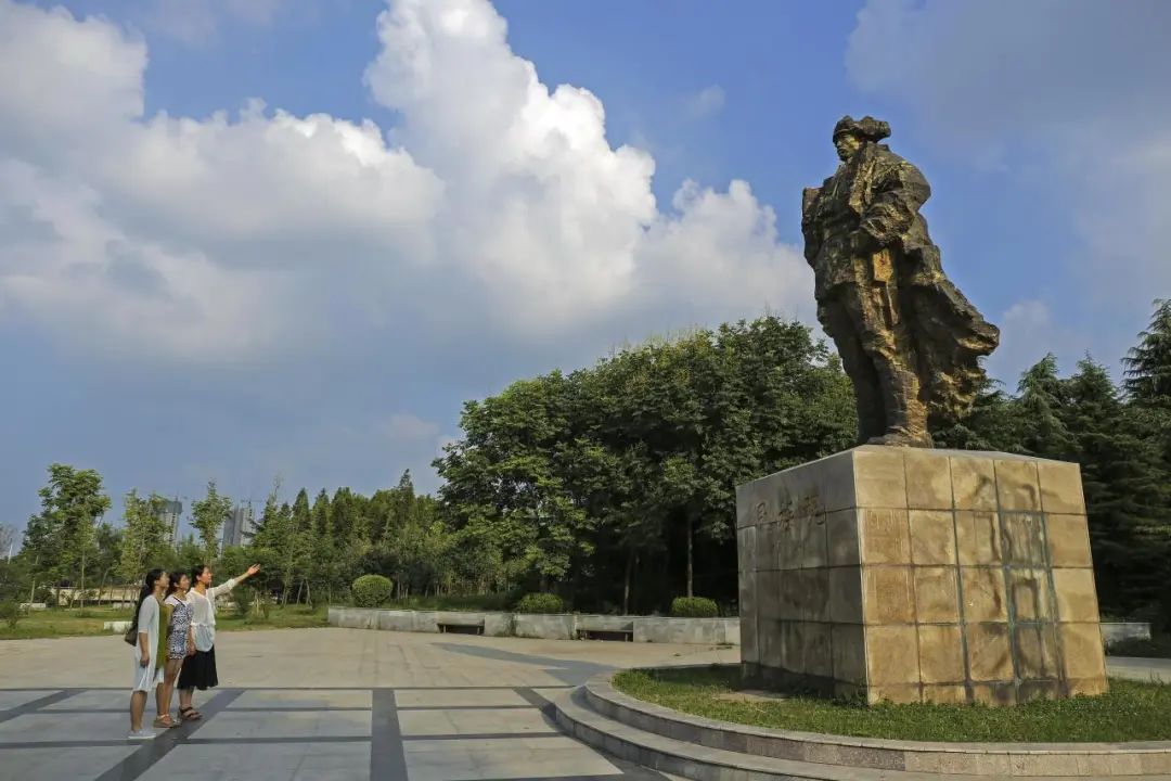 線上展｜銘記烽火鑄忠魂 藝韻傳薪頌英雄——駐馬店市紀(jì)念抗戰(zhàn)勝利80周年、楊靖宇將軍誕辰120周年美術(shù)書法攝影藝術(shù)展（五）