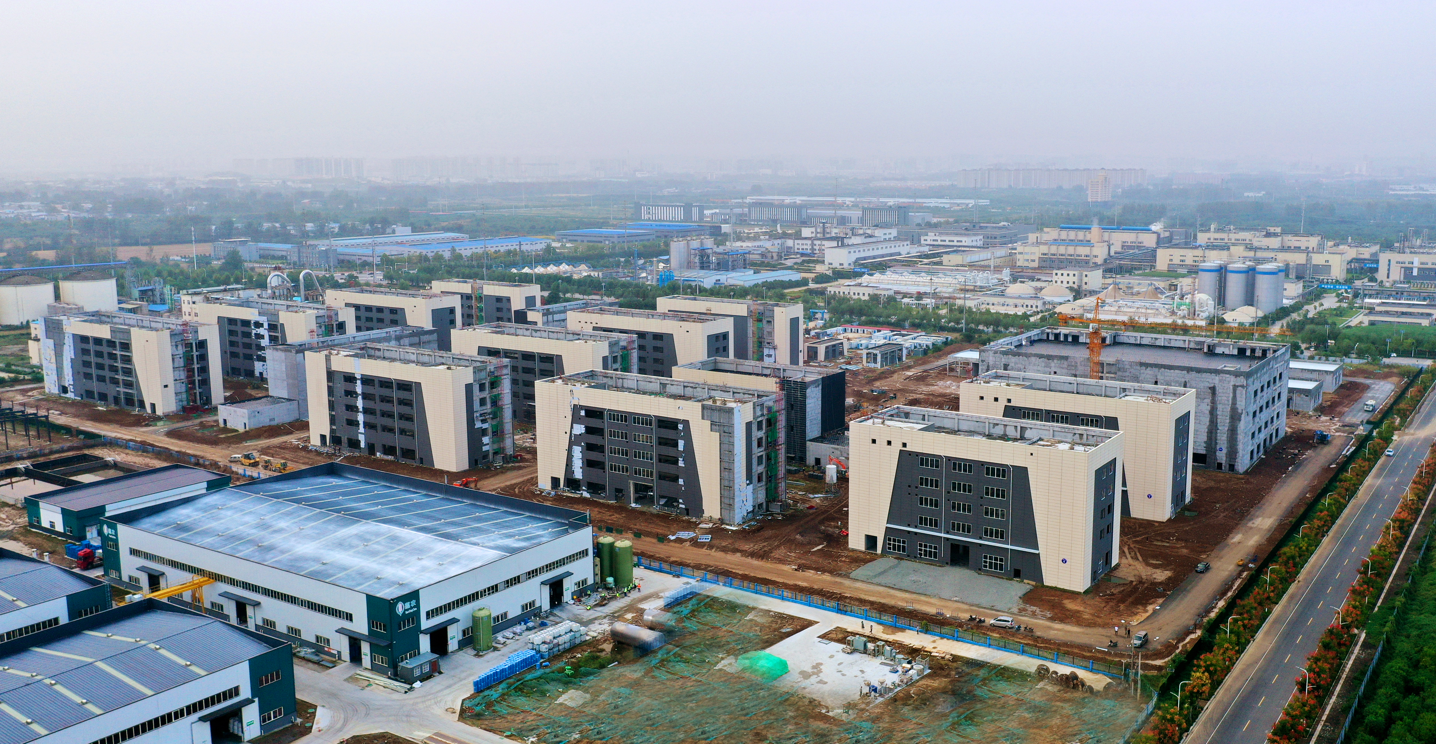 河南日?qǐng)?bào)一版聚焦|活力天中煥新求變