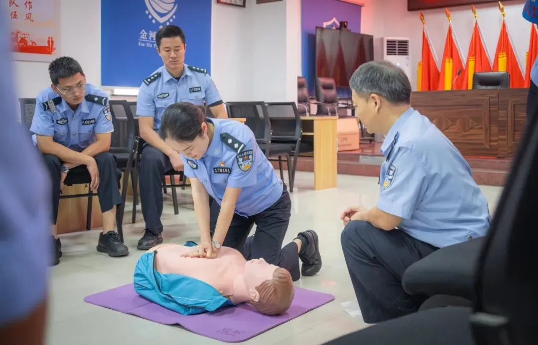 駐馬店公安：送教到基層 強(qiáng)能淬精兵