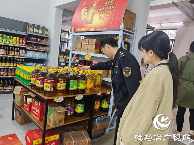 駐馬店市高新區(qū)市場監(jiān)管分局專項檢查專項檢查織密節(jié)令食品安全網(wǎng)?