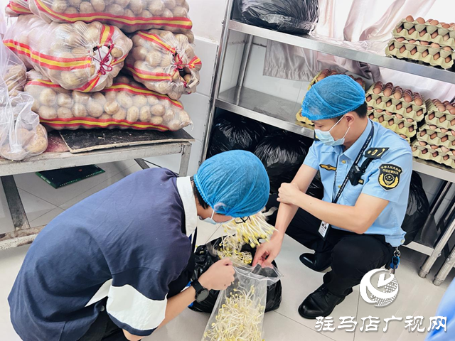 駐馬店市城鄉(xiāng)一體化示范區(qū)市場監(jiān)管分局開展校園及周邊食品安全專項抽檢