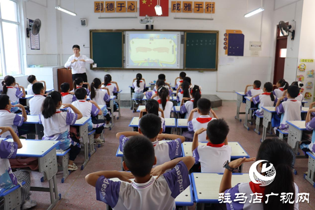 驛城區(qū)香山街道:藝術(shù)進(jìn)校園 趣味音樂課點(diǎn)亮童年