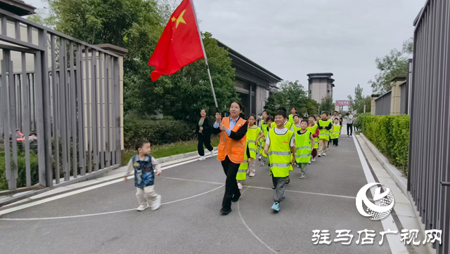 驛城區(qū)“青春躍動(dòng)”夜跑團(tuán)：夜色中的風(fēng)景線 點(diǎn)亮活力健康生活