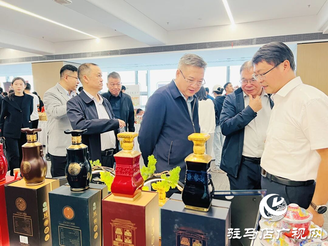 蔡洪坊酒業(yè)亮相河南省“吃貨季” 豫酒醇香添彩中秋盛宴