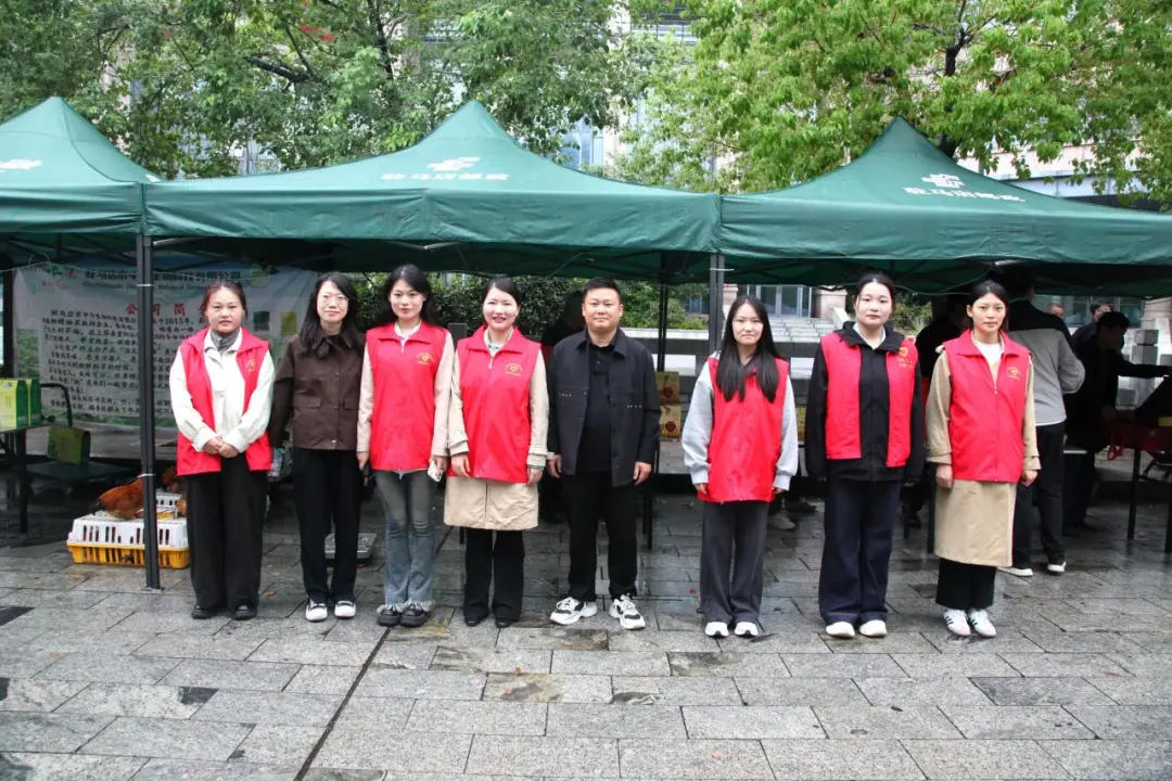 正陽(yáng)檢察：檢察藍(lán)助力鄉(xiāng)村綠 志愿服務(wù)暖民心