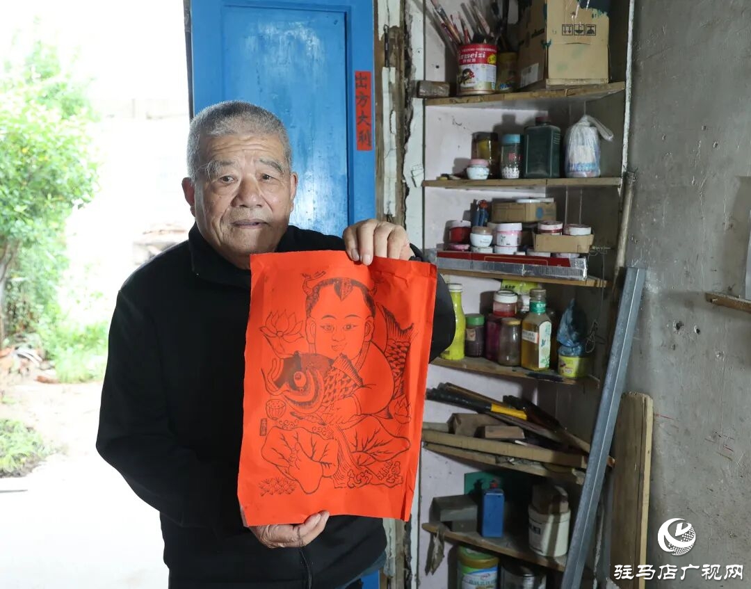 正陽縣92歲省級(jí)非遺傳承人李傳清 以刀為筆刻繪“德勝祥”年畫新韻
