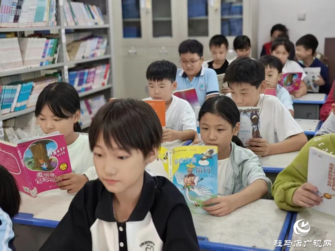 正陽縣中小學多維發(fā)力推進全民閱讀 書香滿溢賦能成長