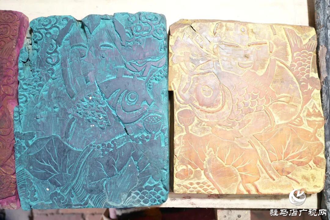 正陽縣92歲省級(jí)非遺傳承人李傳清 以刀為筆刻繪“德勝祥”年畫新韻