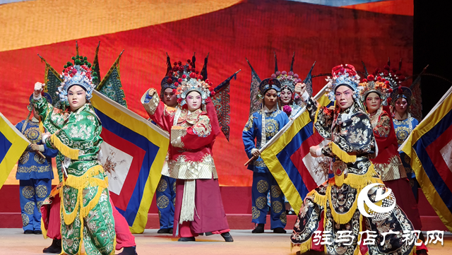 豫劇名家李樹(shù)建弟子齊聚駐馬店 專場(chǎng)演繹“忠孝節(jié)義”經(jīng)典