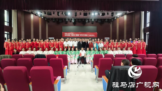 泌陽縣舉辦“月滿中秋，情系國(guó)慶”雙節(jié)文藝匯演活動(dòng)