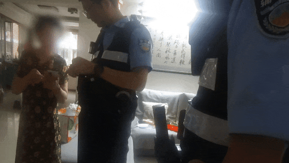 手機(jī)被遠(yuǎn)程控制即將轉(zhuǎn)賬26萬元，一根牙簽立功了