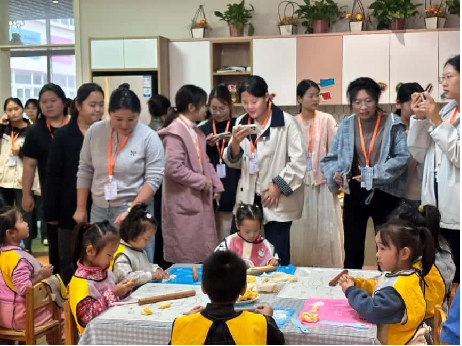 駐馬店市實(shí)驗幼兒園承接河南省2025年第7期園長任職資格培訓(xùn)班跟崗研修活動