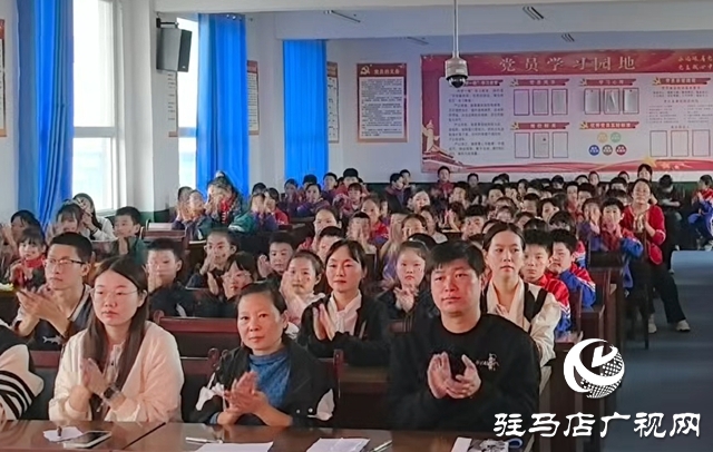  唱響紅歌迎國慶：西平縣出山小學(xué)的愛國獻(xiàn)禮