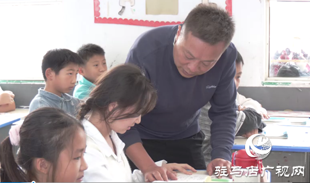 育見新力量丨李軍:以“情理數(shù)學(xué)”點(diǎn)亮鄉(xiāng)村教育