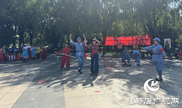 駐馬店市文化館組織下基層文藝演出 滿懷豪情歌頌祖國