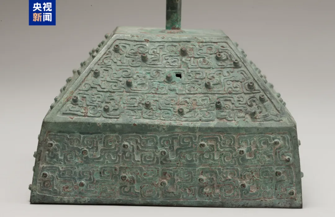 文博日歷丨山東大學(xué)收藏的這兩只小鳥 已經(jīng)飛了2800多年