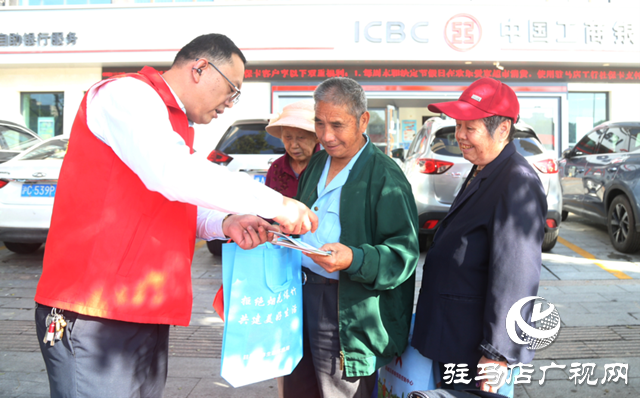 驛城區(qū)舉行2025年“全國(guó)科普月”集中宣傳活動(dòng)