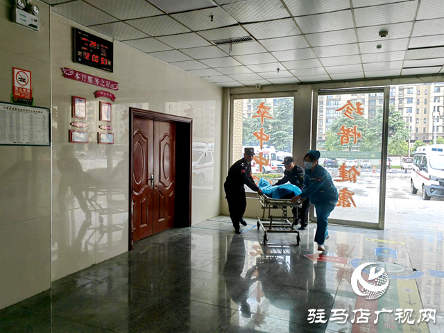 國慶我在崗——守護(hù)生命通道的“藏藍(lán)”身影