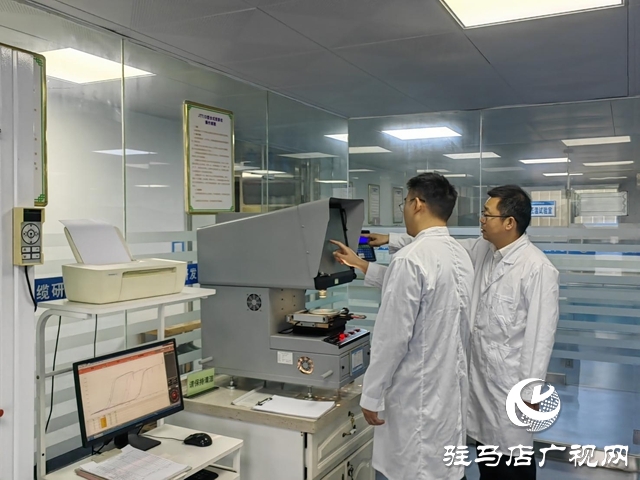 蘭國(guó)慶的別樣“國(guó)慶”：實(shí)驗(yàn)室里書寫家國(guó)擔(dān)當(dāng)