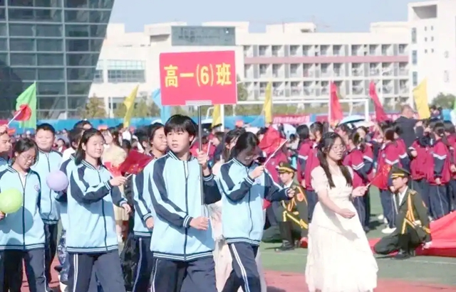 確山一高百年校慶：詩歌與藝術(shù)共鳴的歷史時(shí)刻