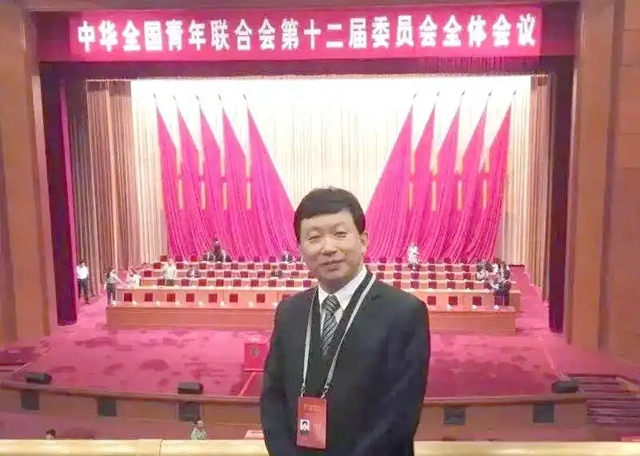 確山一高百年校慶：詩歌與藝術(shù)共鳴的歷史時(shí)刻