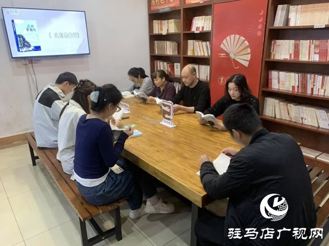 駐馬店市新華書店：文化惠民不打烊 滿足市民“充電”需求